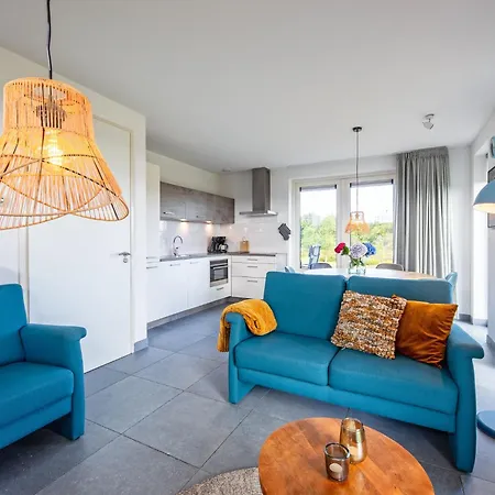 Stylish Texel Escape With Prázdninový dům Den Burg